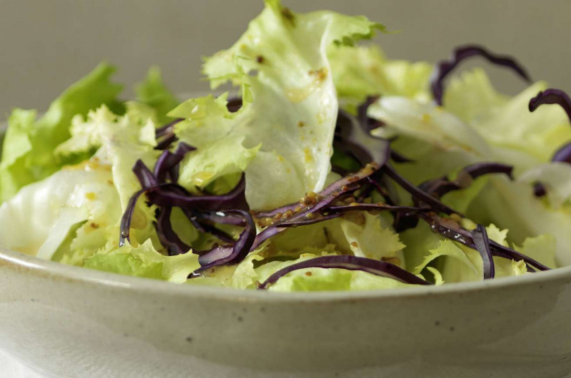 Salade à la sauce moutarde au miel