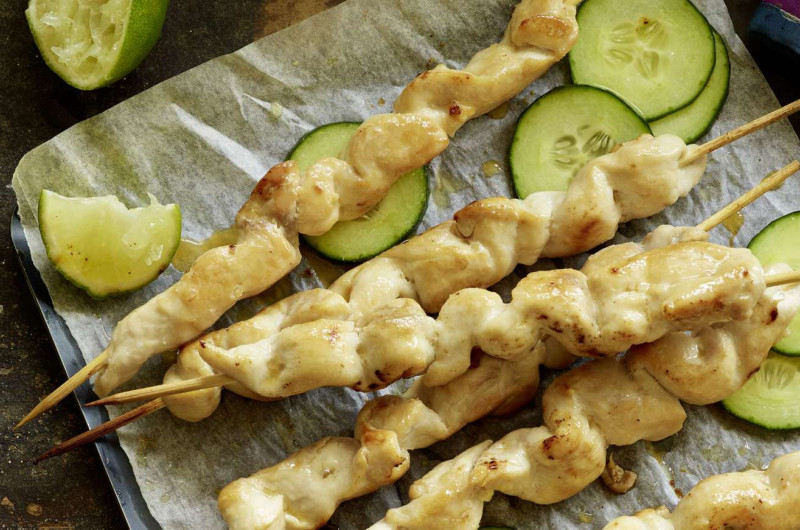 Brochettes de poulet satay