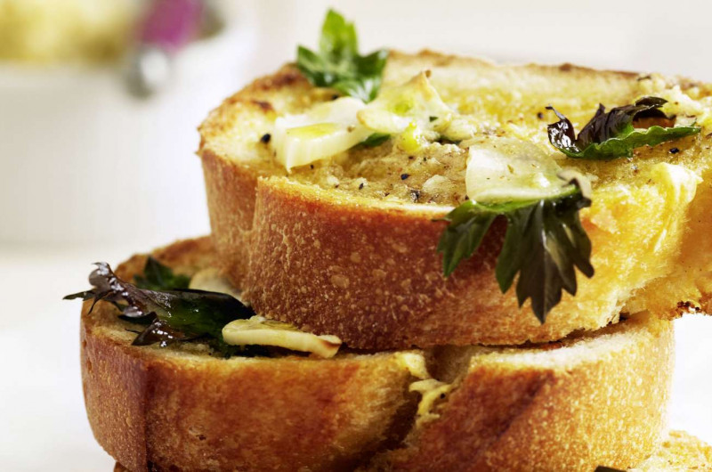 Crostini à l’ail