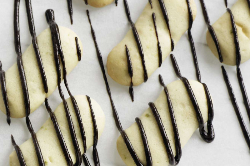 Petits biscuits au gingembre et au citron vert